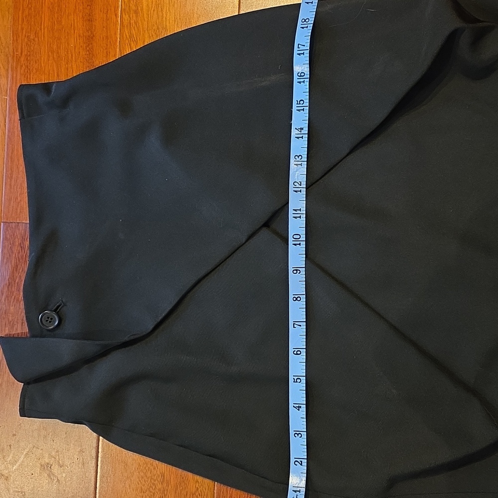 Atsuro TAYAMA Black Asymetrical Faux Wrap Black Skirt - Picture 6 of 7